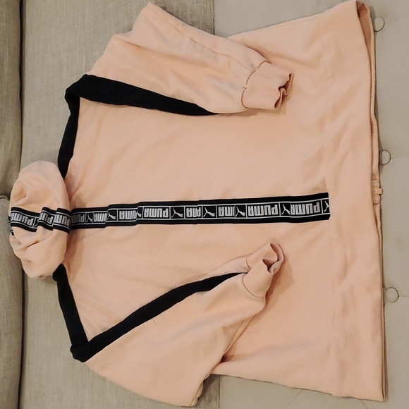 Puma sweat top - Picture 2 of 2